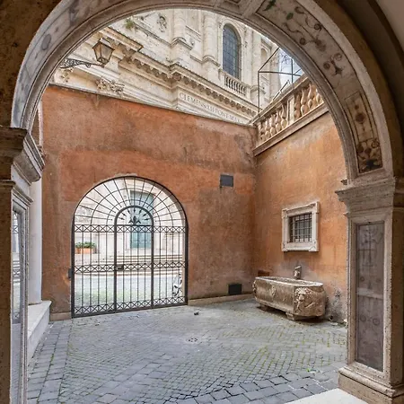 Iflat Navona's Penthouse With Stunning View *